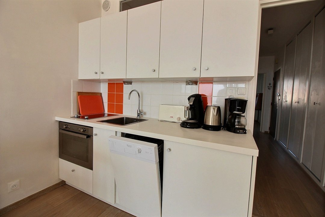 /picture/helios/116215201/MERIDIEN E3/6_2026-02-06CET05h00-03.jpg